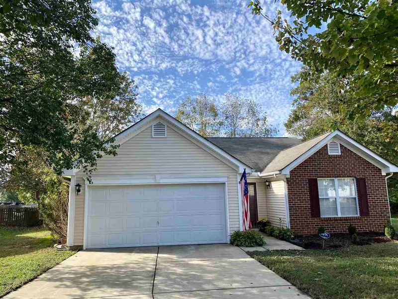 6400 Hawkhurst St, Raleigh, NC 27604