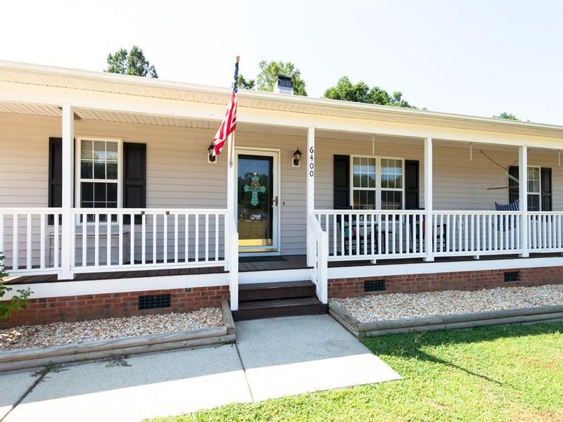 6400 Mcelveen Ct, Raleigh, NC 27603
