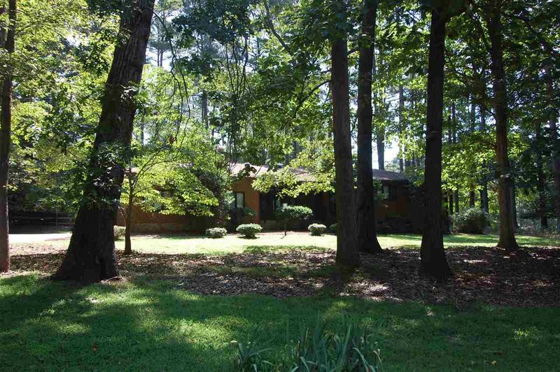 6400 Sassafras Ln, Raleigh, NC 27614