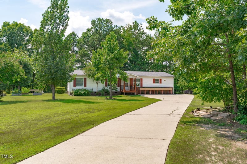 6401 Cut Glass Ct, Wendell, NC 27591
