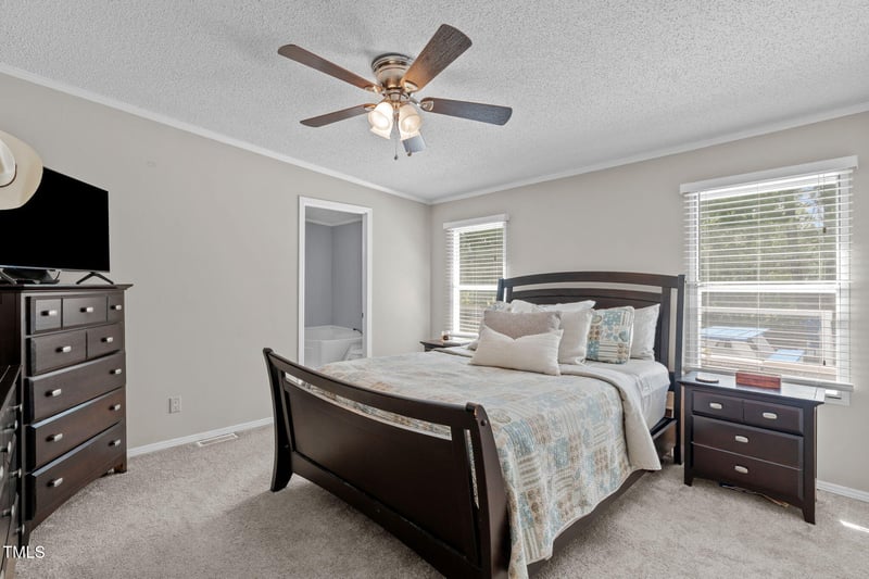 6401 Cut Glass Ct, Wendell, NC 27591