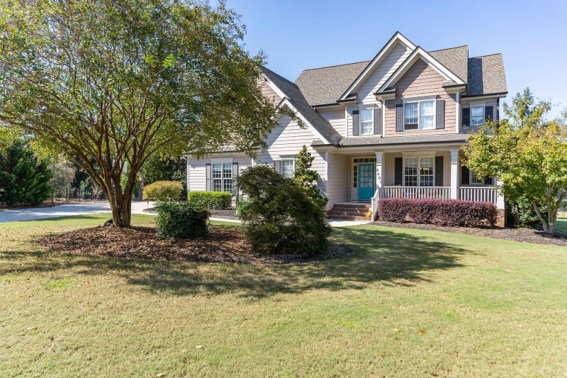 6401 Willake Ct, Holly Springs, NC 27540