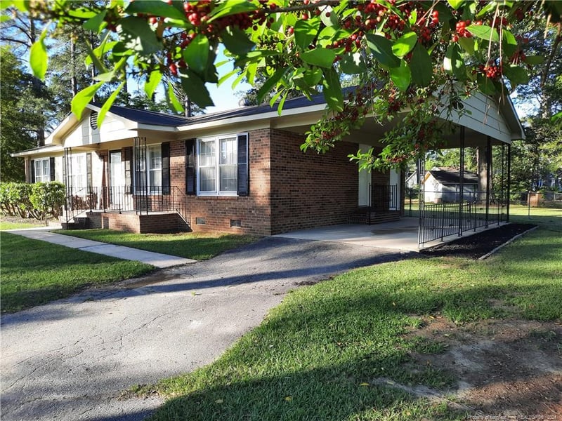6401 Worthington Dr, Fayetteville, NC 28304
