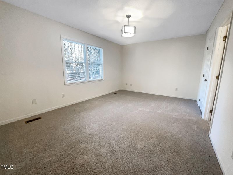 6402 Andsley Dr, Raleigh, NC 27609