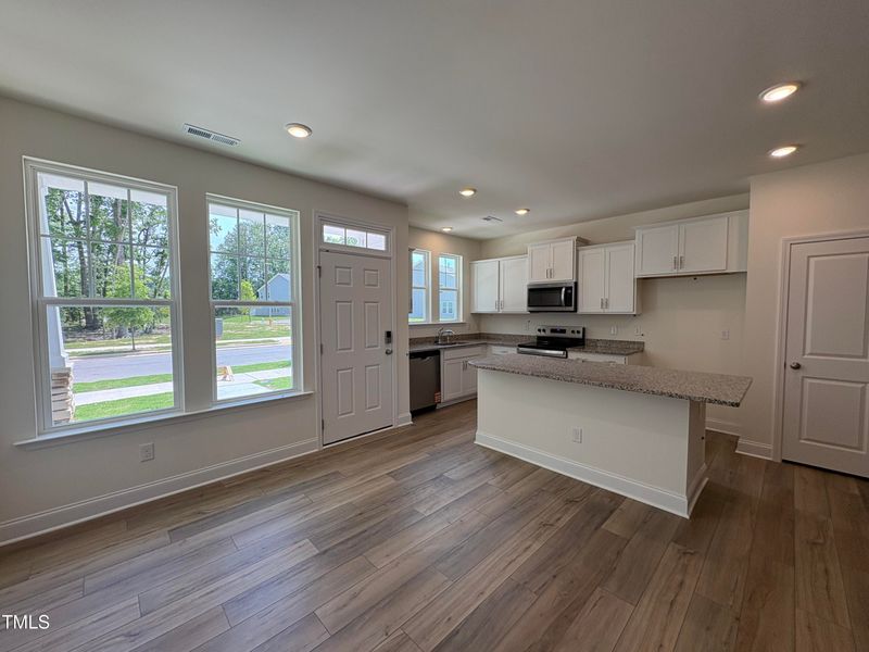 6403 Granite Quarry Dr, Raleigh, NC 27610