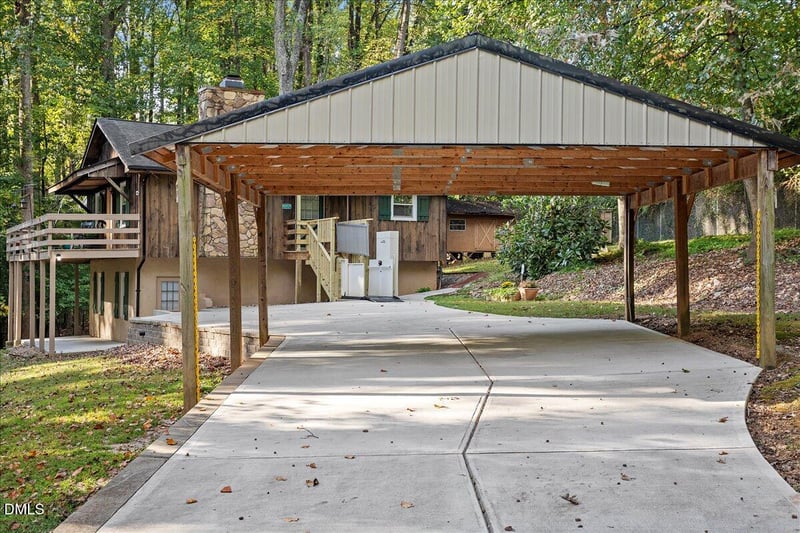 6403 Myra Rd, Raleigh, NC 27606