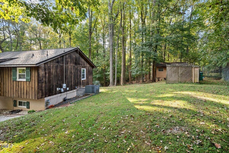 6403 Myra Rd, Raleigh, NC 27606