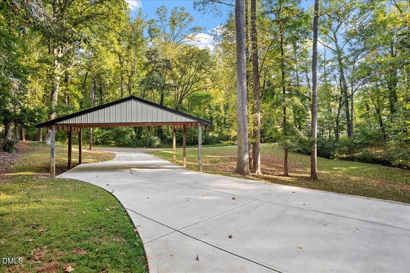 6403 Myra Rd, Raleigh, NC 27606