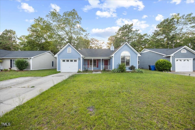 6404 Chartley Dr, Fayetteville, NC 28304