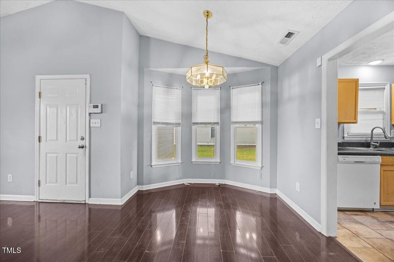 6404 Chartley Dr, Fayetteville, NC 28304