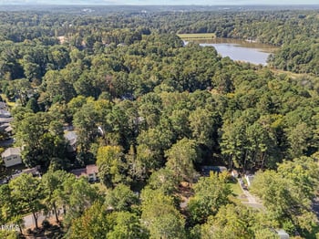 6404 Dixon Dr, Raleigh, NC 27609