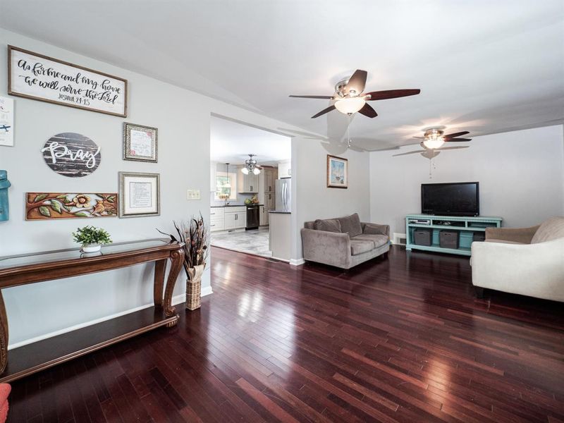 6404 N Old Stage Rd, Angier, NC 27501