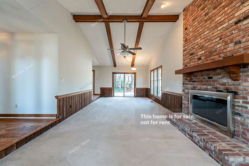 6405 Buckeye Ct, Raleigh, NC 27612