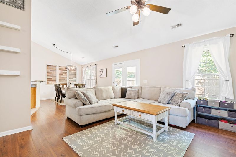 6405 Forest Ridge Dr, Durham, NC 27713