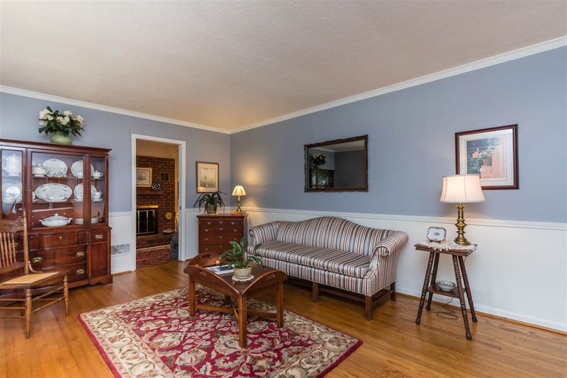 6405 Johnsdale Rd, Raleigh, NC 27615
