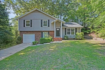 6405 Riegelwood St, Fayetteville, NC 28314