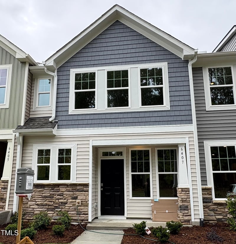 6407 Granite Quarry Dr, Raleigh, NC 27610