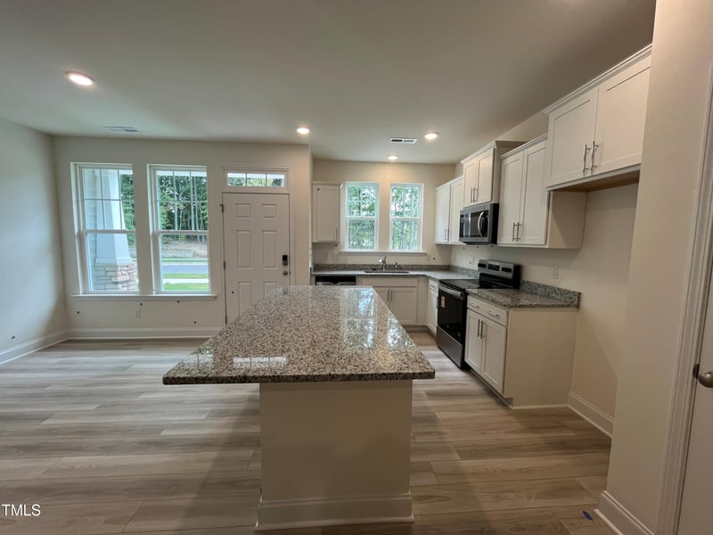 6407 Granite Quarry Dr, Raleigh, NC 27610