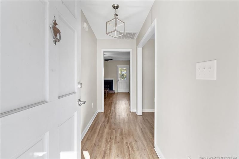 6408 Barwick Dr, Fayetteville, NC 28304