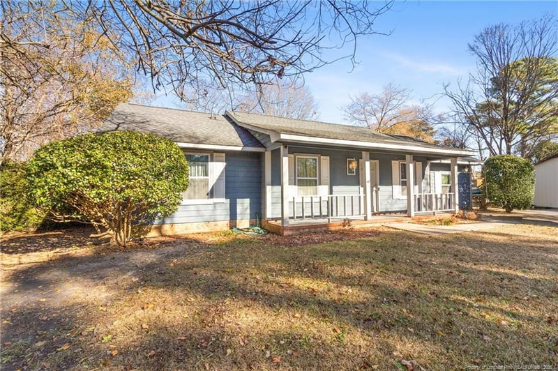 6408 Barwick Dr, Fayetteville, NC 28304