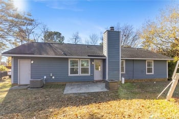 6408 Barwick Dr, Fayetteville, NC 28304