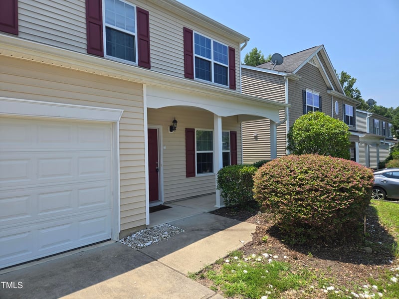 6408 Bunker Hill Dr, Raleigh, NC 27610