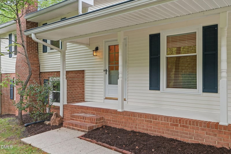 6408 Dixon Dr, Raleigh, NC 27609
