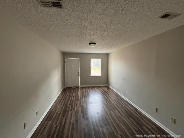 6408 Ezras Ct, Fayetteville, NC 28304