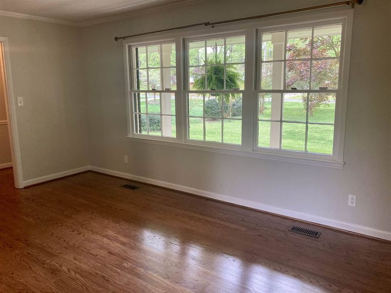 6408 Johnsdale Rd, Raleigh, NC 27615