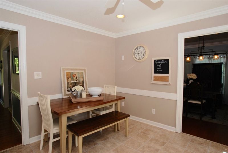 6408 Landover Ct, Raleigh, NC 27612