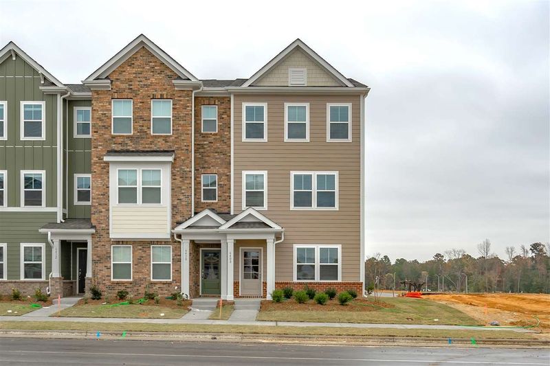 6408 Perry Creek Rd, Raleigh, NC 27616