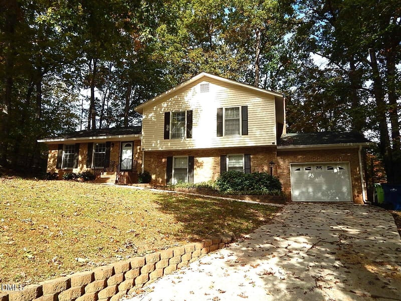 6408 Shadow Ct, Raleigh, NC 27613