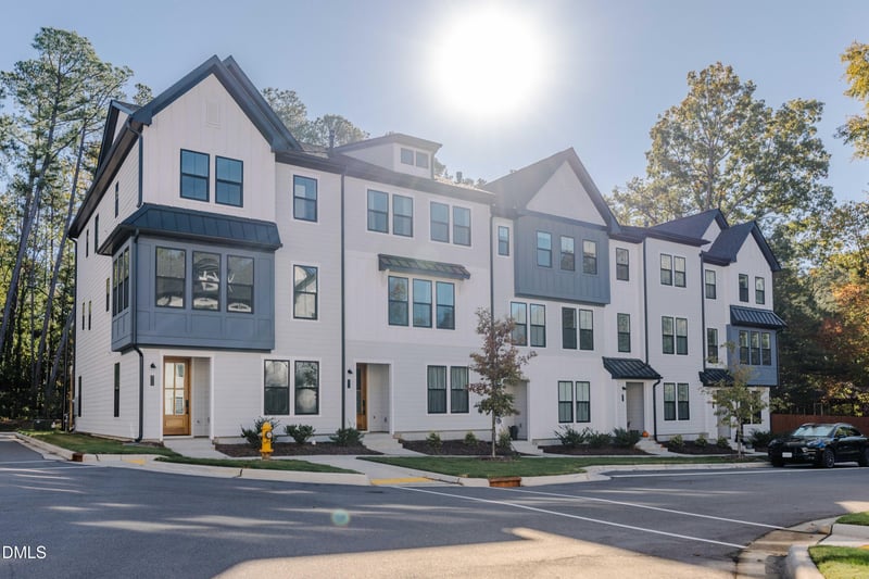 6408 Tanner Oak Ln, Raleigh, NC 27613