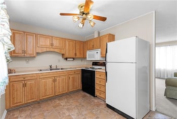 6408 Winthrop Dr, Fayetteville, NC 28311