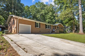 6409 Arrington Rd, Raleigh, NC 27607