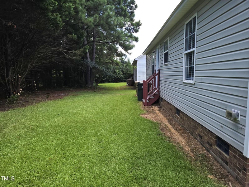 641 Avondale Dr, Clayton, NC 27520