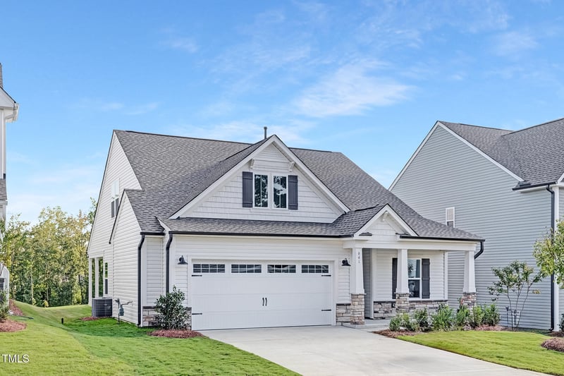 641 Bent Willow Dr #128, Clayton, NC 27527