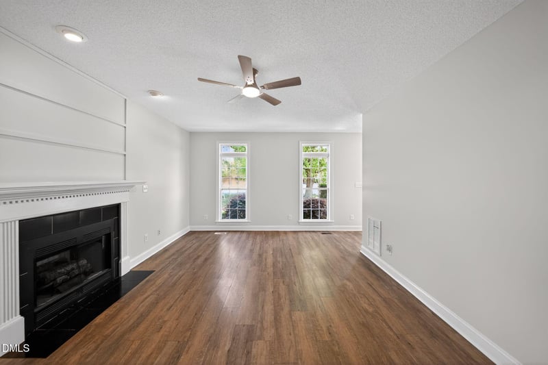 641 Commander Dr, Wendell, NC 27591