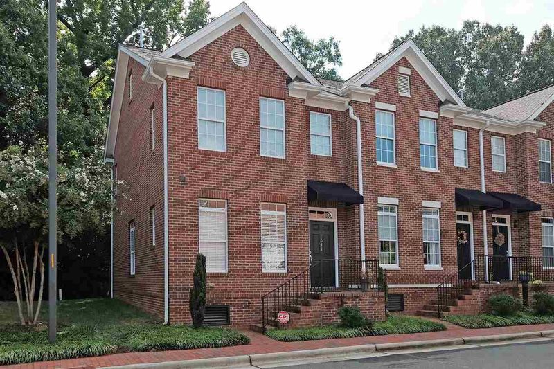 641 Highpark Ln, Raleigh, NC 27608