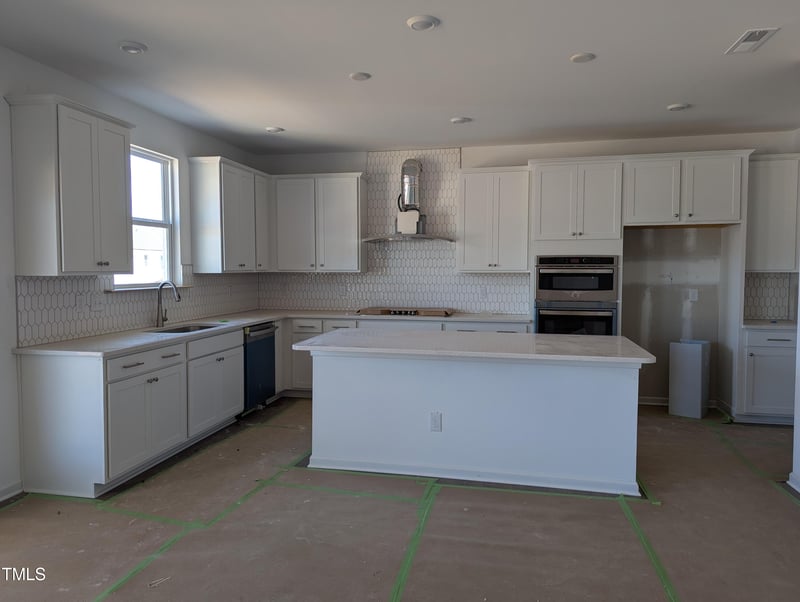 641 Sun Meadow Dr, Wake Forest, NC 27587