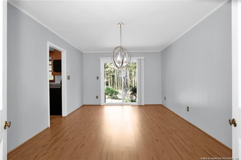 6411 Huntleigh Ct, Fayetteville, NC 28303