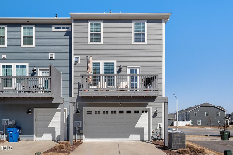 6411 Perry Creek Rd, Raleigh, NC 27616