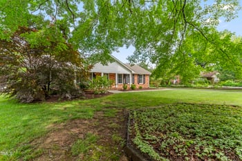 6411 Pondview Ln, Durham, NC 27712