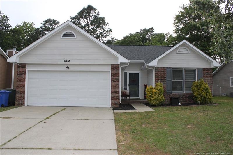 6412 Chartley Dr, Fayetteville, NC 28304