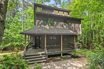 6412 Heartwood Dr, Chapel Hill, NC 27516