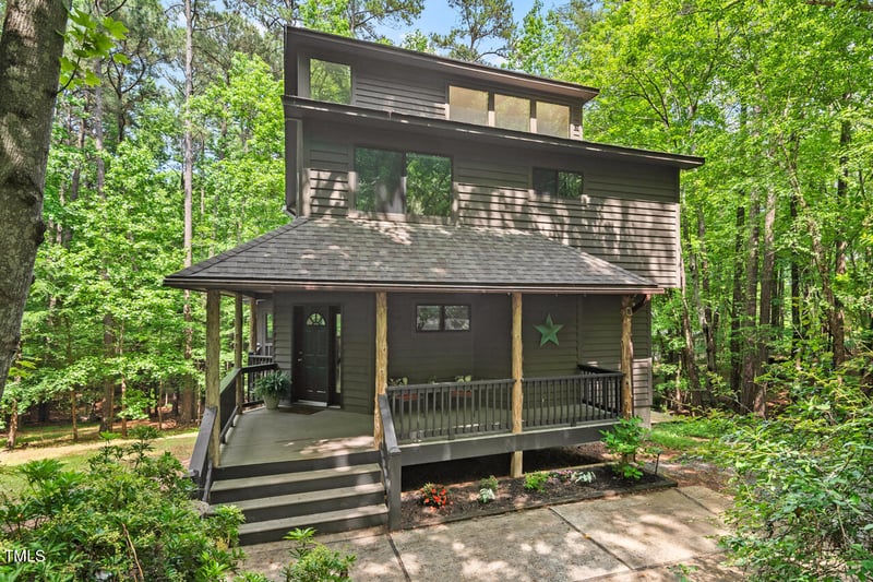 6412 Heartwood Dr, Chapel Hill, NC 27516