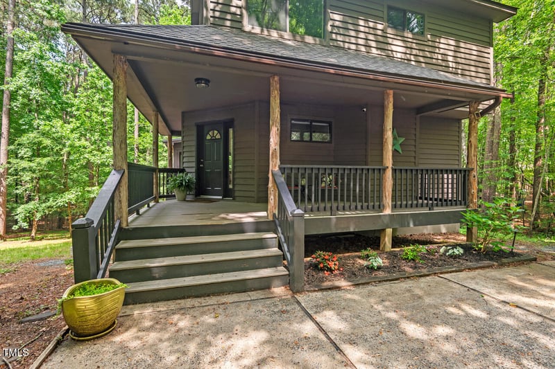 6412 Heartwood Dr, Chapel Hill, NC 27516