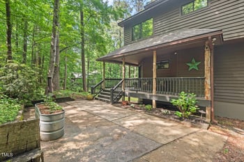 6412 Heartwood Dr, Chapel Hill, NC 27516