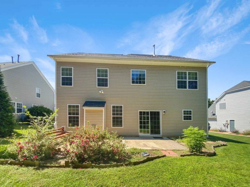 6412 Sparkling Brook Dr, Raleigh, NC 27616
