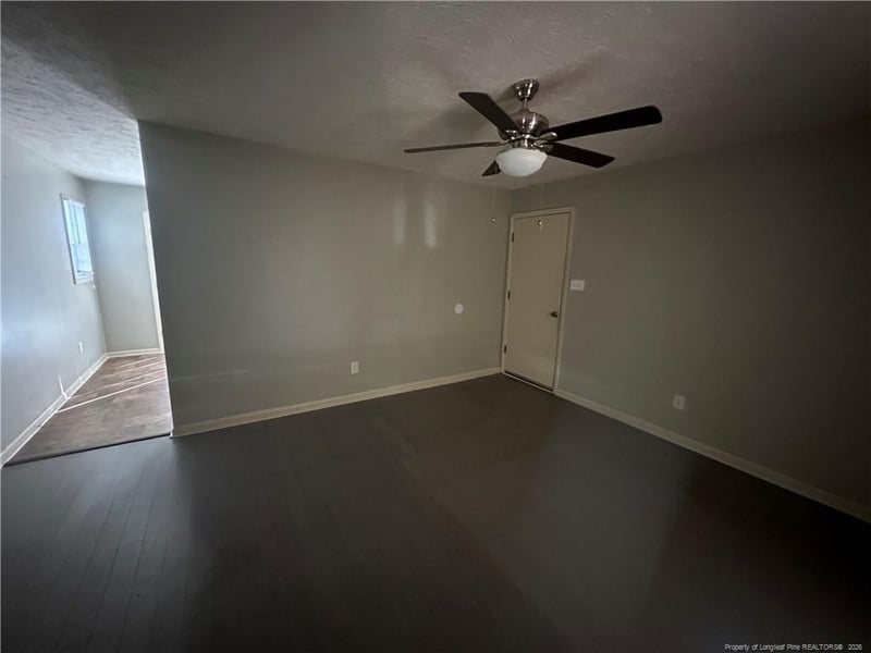6413 Winter Park Dr, Fayetteville, NC 28304